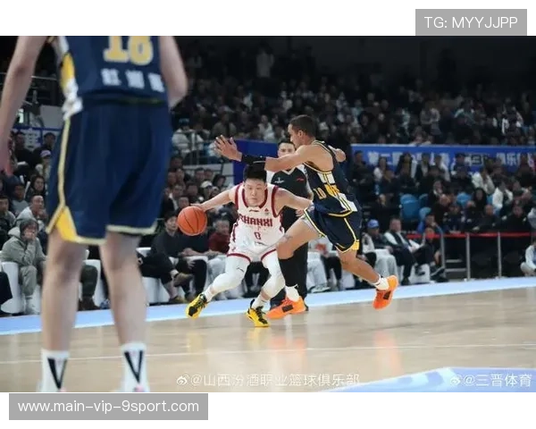 CBA杯广东底角三分命中，外线火力直接点燃